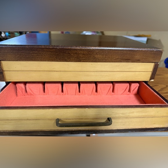 Vintage 1881 Rogers Oneida Silverware Set - Brookwood Pattern - 42 Pieces in Box - Picture 12 of 15